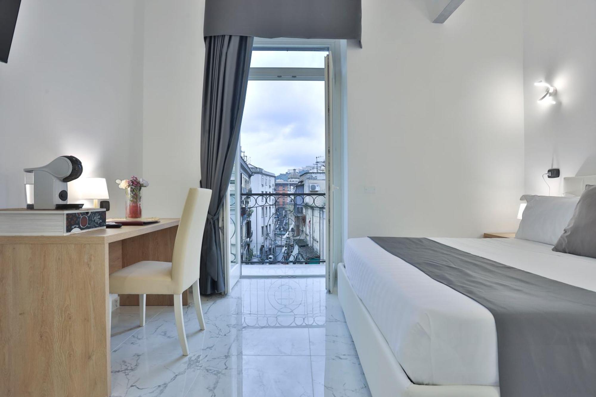 Hotiday Room Collection - Napoli Sant'Arcangelo Экстерьер фото